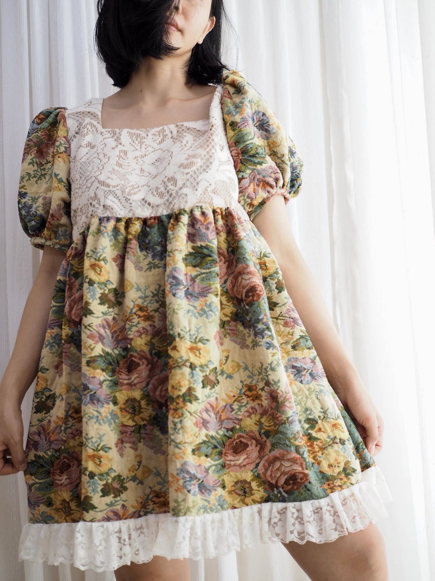 Babydoll dress Cute vintage floral dress.