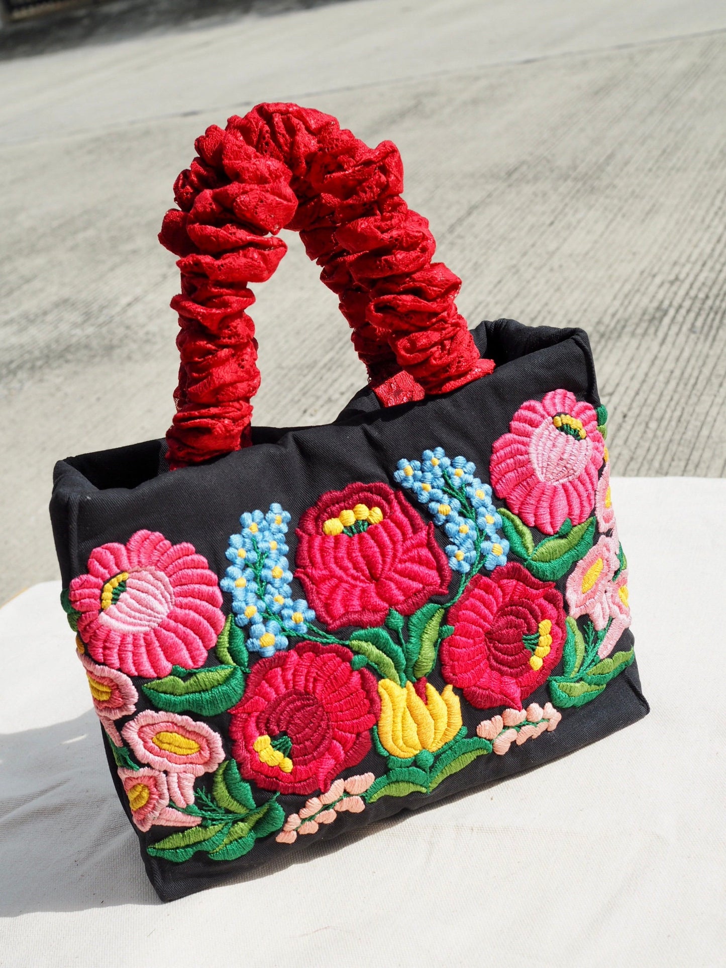 Hand-Embroidered Floral Scrunchie Tote Bag – Original Design, One of a Kind