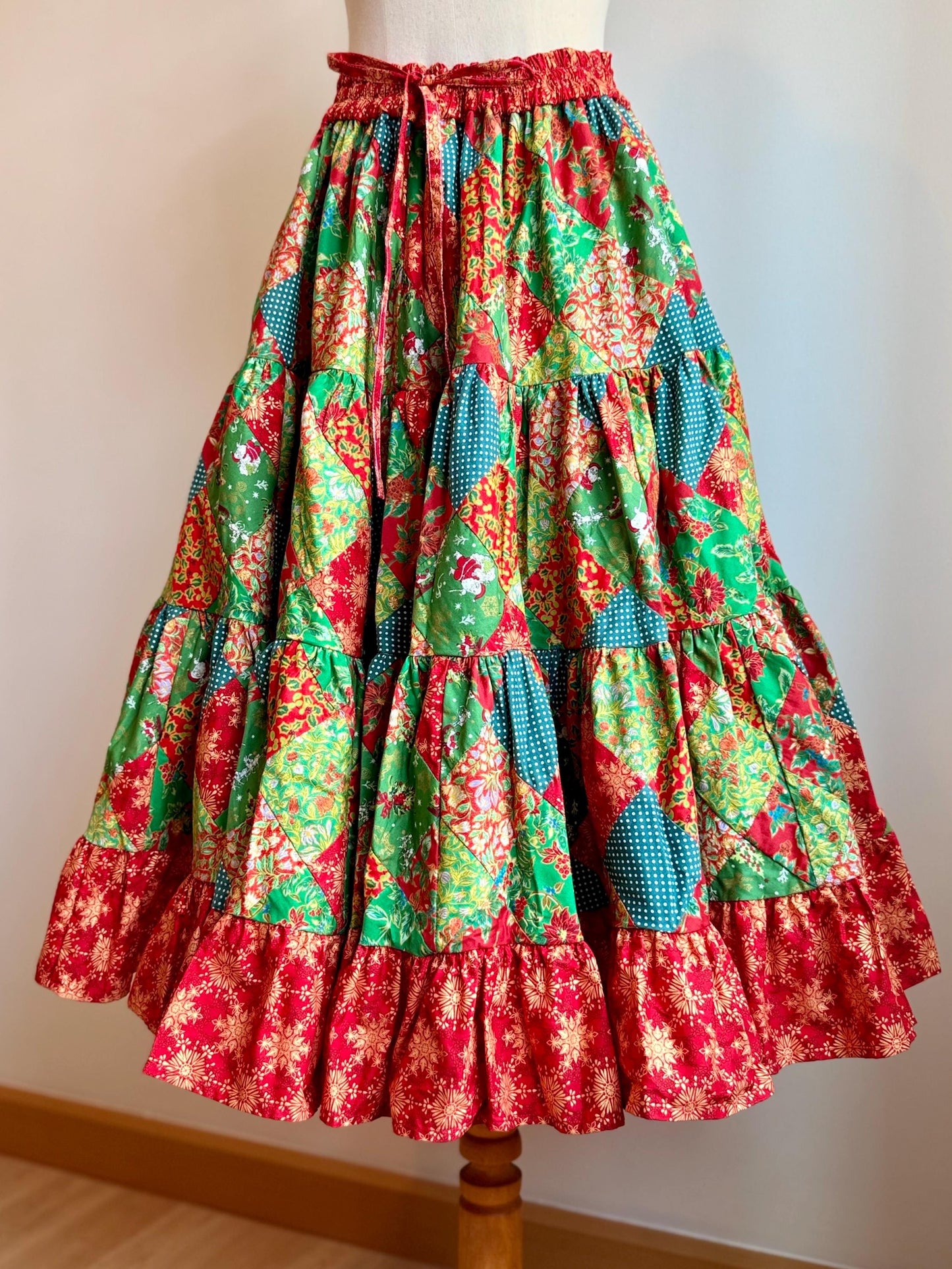 Handmade Christmas Patchwork Midi Skirt – Festive Cotton Skirt