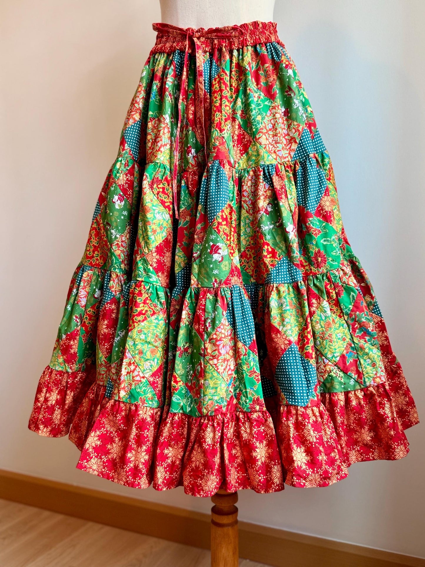 Handmade Christmas Patchwork Midi Skirt – Festive Cotton Skirt