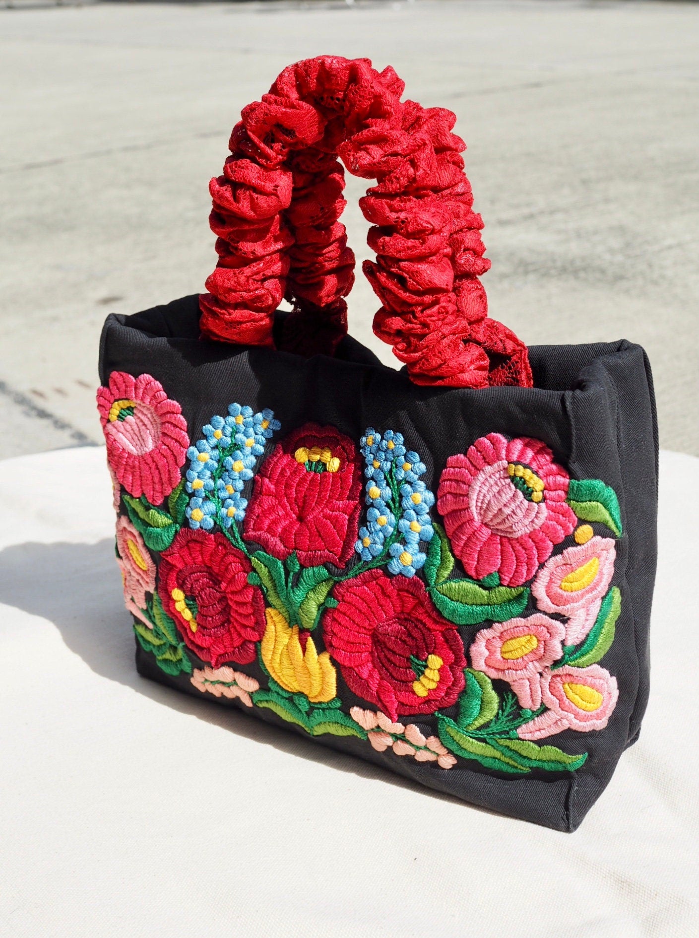 Hand-Embroidered Floral Scrunchie Tote Bag – Original Design, One of a Kind