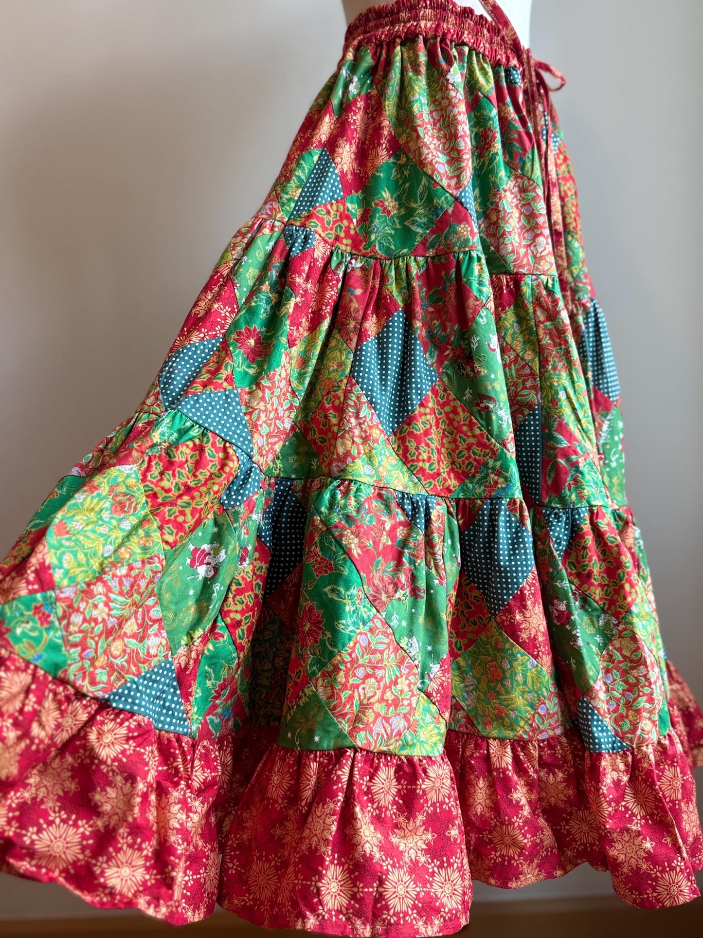 Handmade Christmas Patchwork Midi Skirt – Festive Cotton Skirt