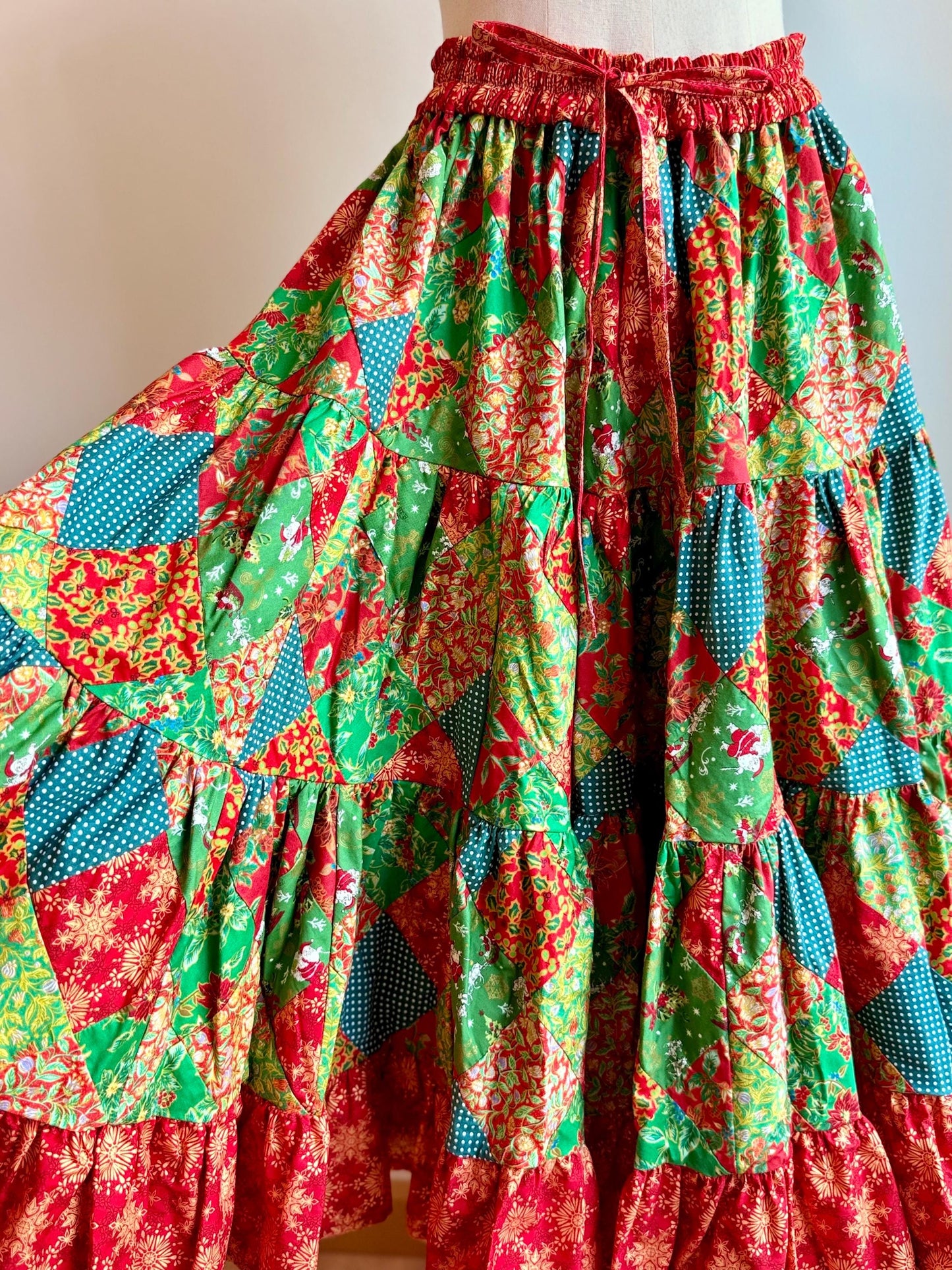 Handmade Christmas Patchwork Midi Skirt – Festive Cotton Skirt