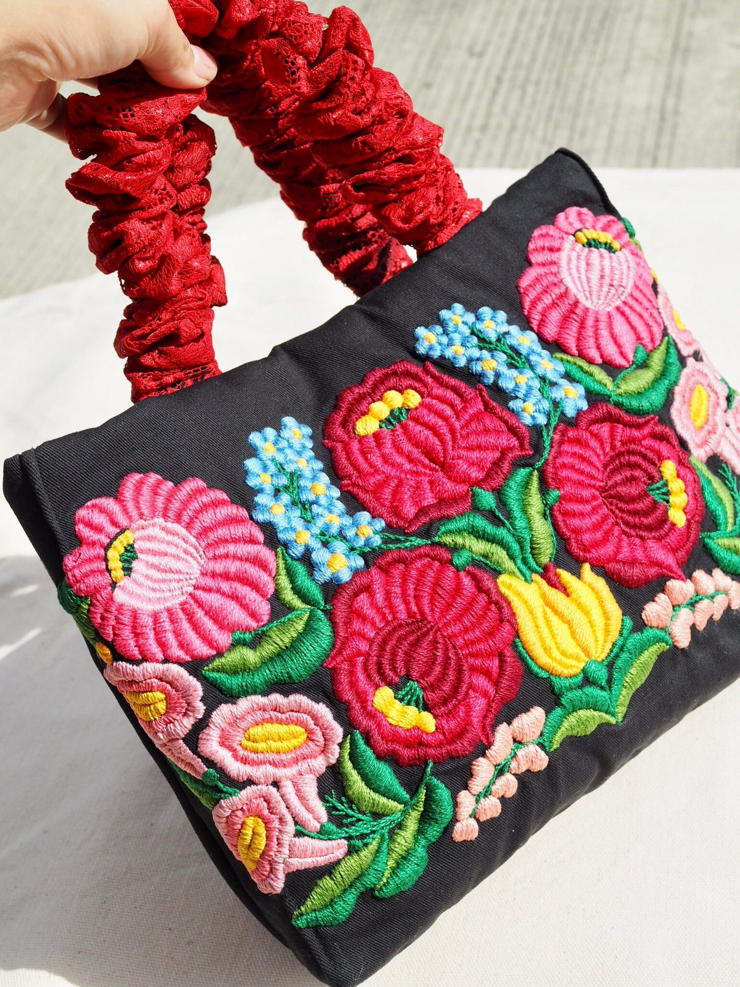 Hand-Embroidered Floral Scrunchie Tote Bag – Original Design, One of a Kind