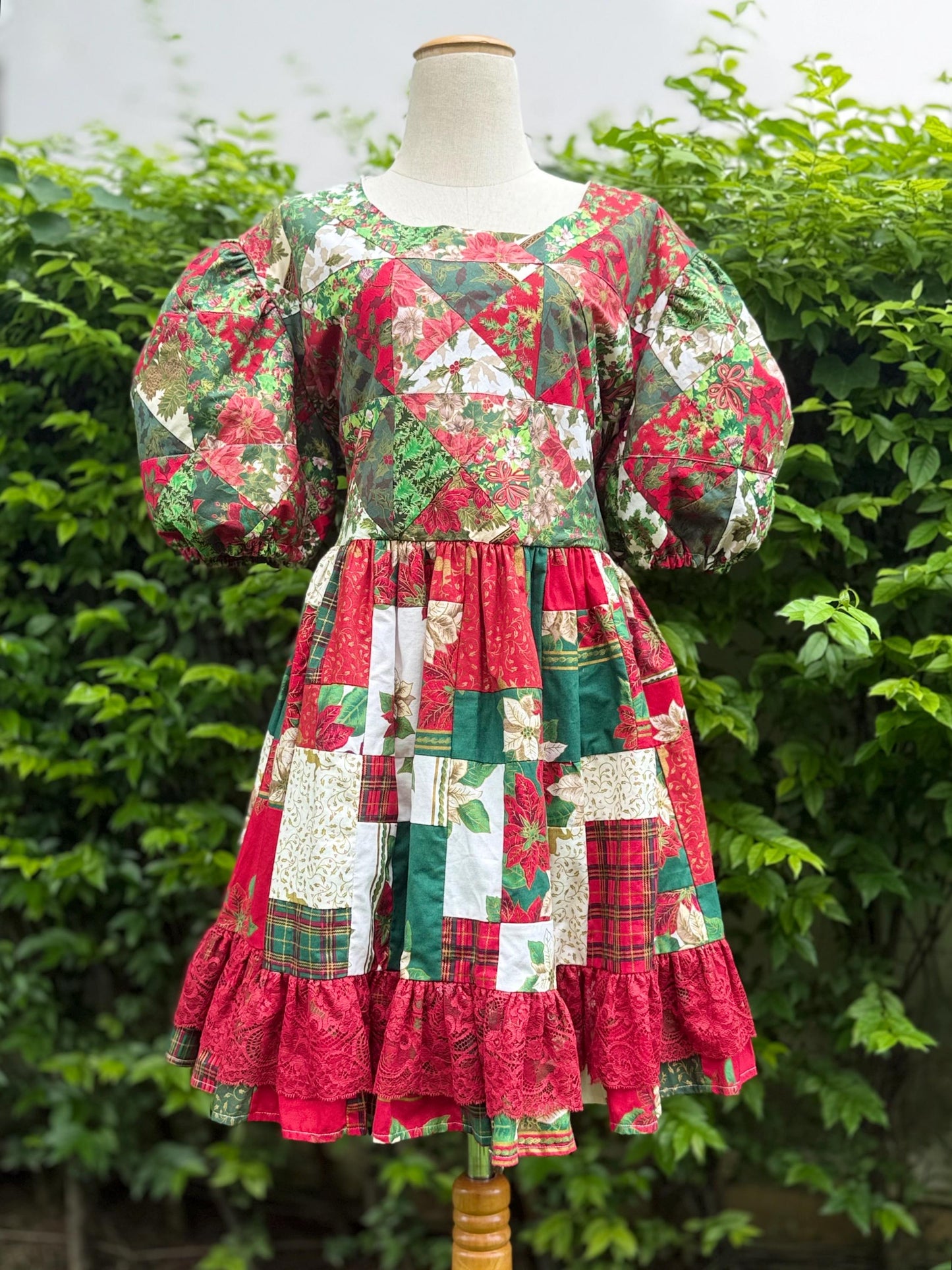 Red & Green Christmas Patchwork Babydoll Dress with Lace – One of a Kind